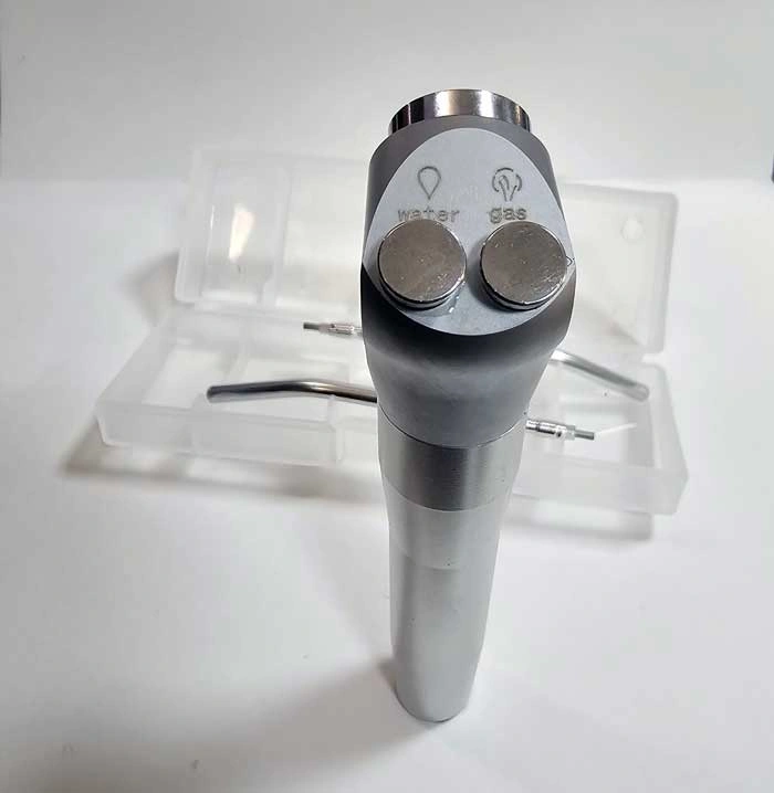 dental air water syringe front view dental air water syringe front view